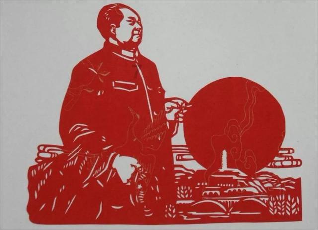 知名娱记曝古天乐与杨颖结婚，并已完成蜜月，当事人对此是否有所回应？游戏画面